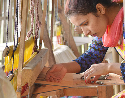 Why Choose Nepalese Cashmere Over European Brands: Unveiling the Unique Charms