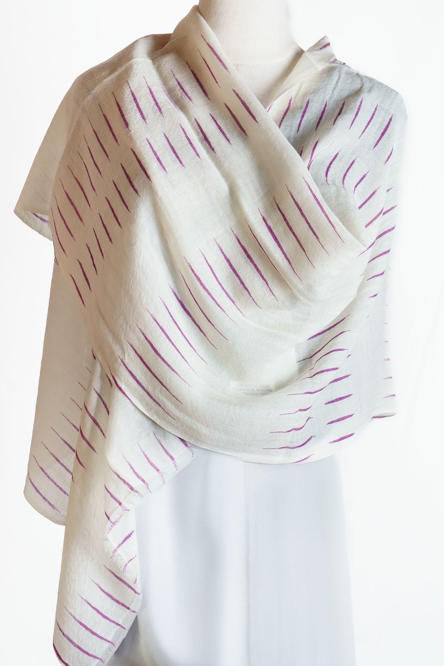 Hand Made Cashmere Scarf in Cream with Crimson