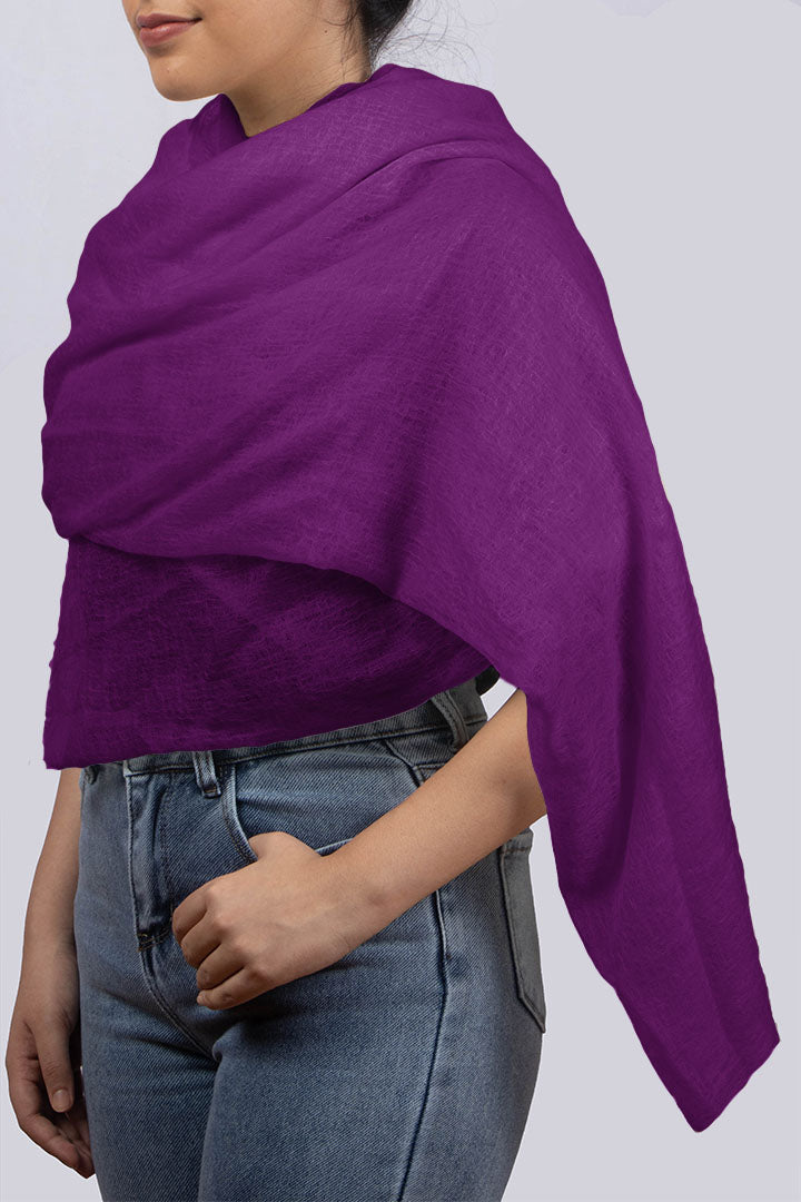 Handwoven pure cashmere scarf in vivid purple